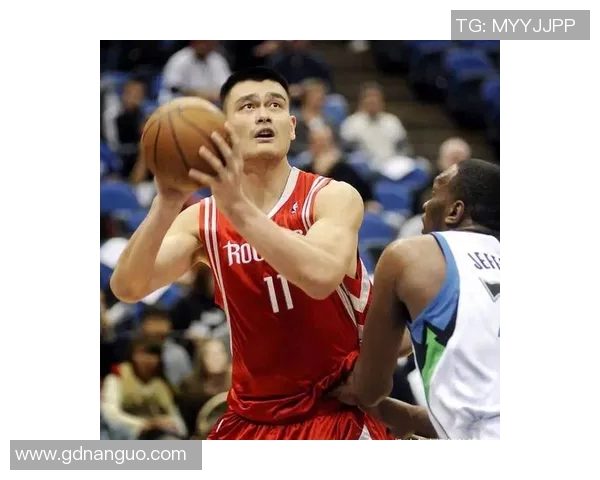 在泰国的阳光下与姚明相遇的奇妙旅程与篮球梦想 在泰国的阳光下与姚明相遇的奇妙旅程与篮球梦想