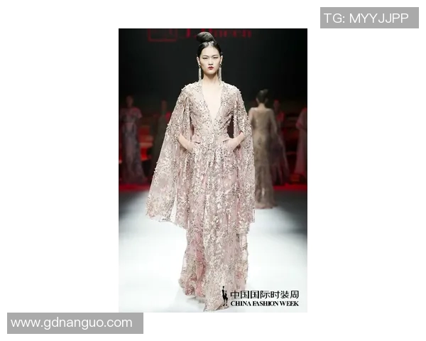 李婉华与姚明远的跨界合作探讨体育与艺术的完美结合之路 李婉华与姚明远的跨界合作探讨体育与艺术的完美结合之路