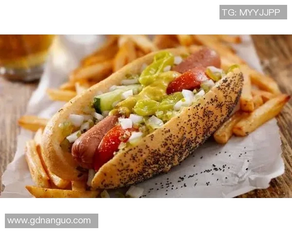 足球明星与芝士热狗的完美结合让球迷们欲罢不能的美食盛宴