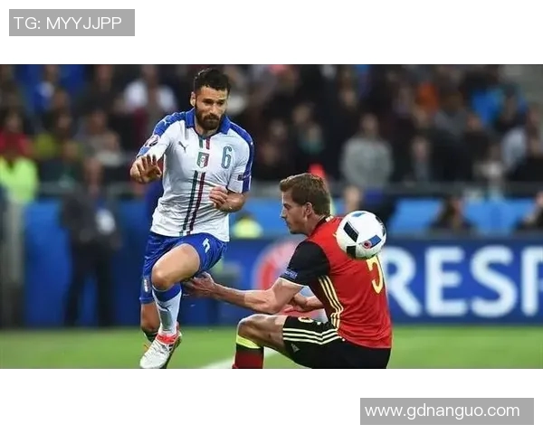 伊比利亚与科洛的激烈对决揭示足球战术与团队合作的重要性