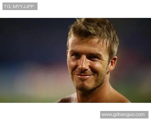 帅气足球明星头像女展现运动魅力与时尚风采的完美结合 帅气足球明星头像女展现运动魅力与时尚风采的完美结合