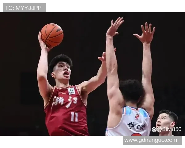 乐平篮球明星的奋斗历程与辉煌成就揭示了青春与梦想的无限可能 乐平篮球明星的奋斗历程与辉煌成就揭示了青春与梦想的无限可能